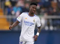 关于利物浦打破进球荒，维尼修斯球迷集体高唱助威的信息